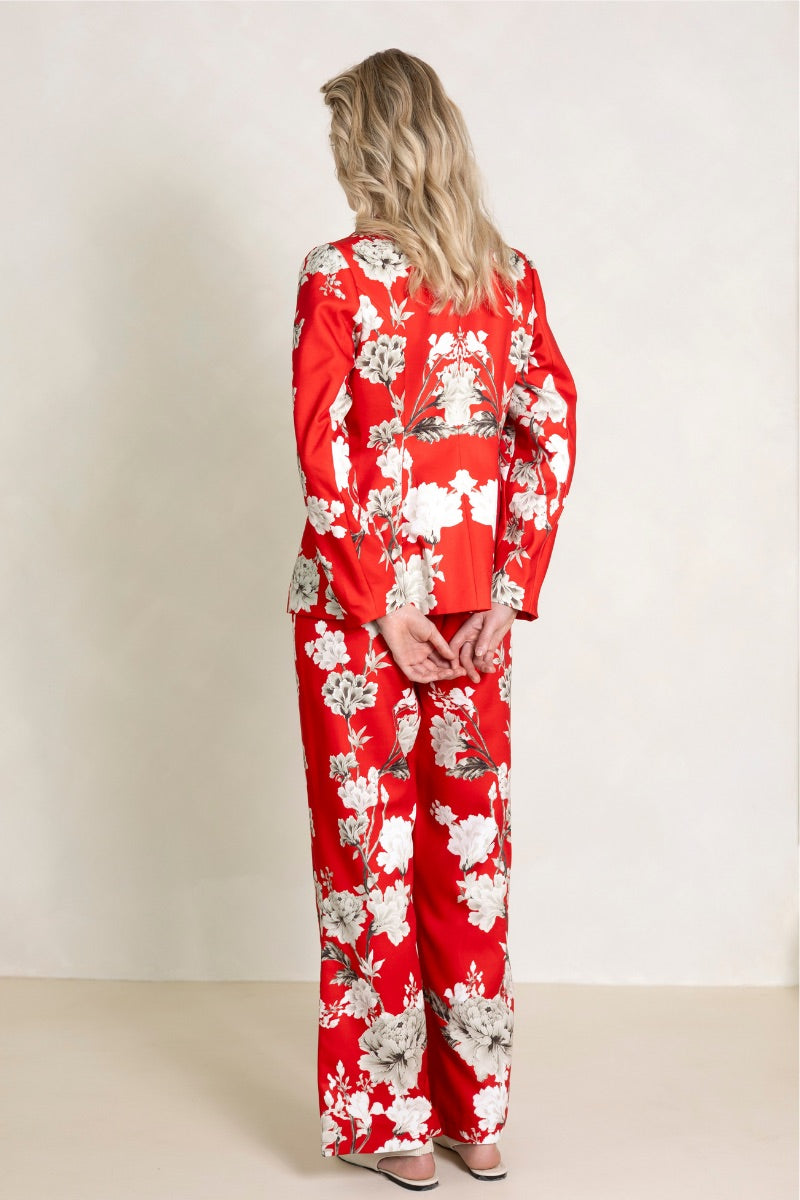 Raishma Zena trousers, stylish women's pants with a tailored fit and modern design, shown in a full-length view.