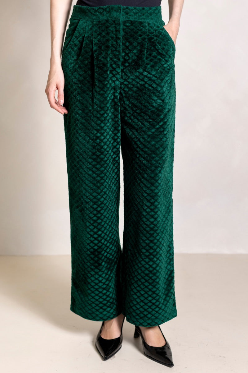 Raishma Alister green loungewear trousers with a relaxed fit and elastic waistband, perfect for comfortable casual wear.