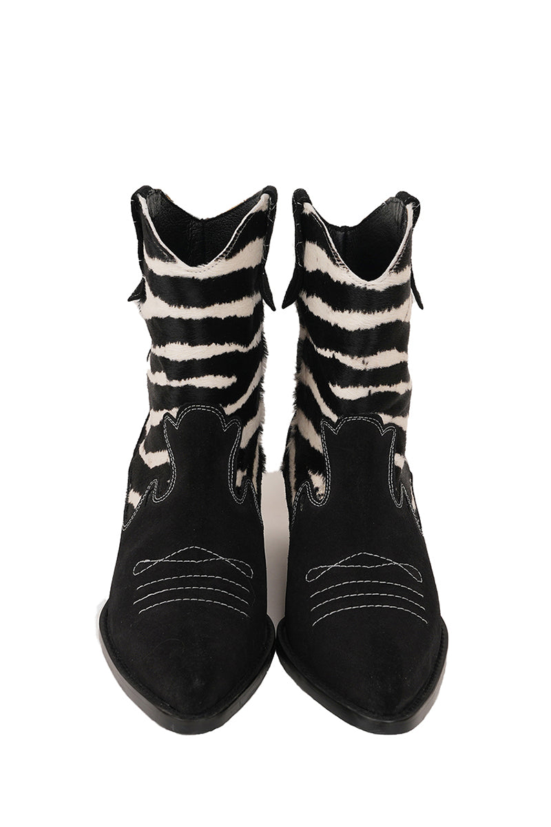 ZEBRA ANKLE WESTERN BOOT IN BLACK AND ZEBRA