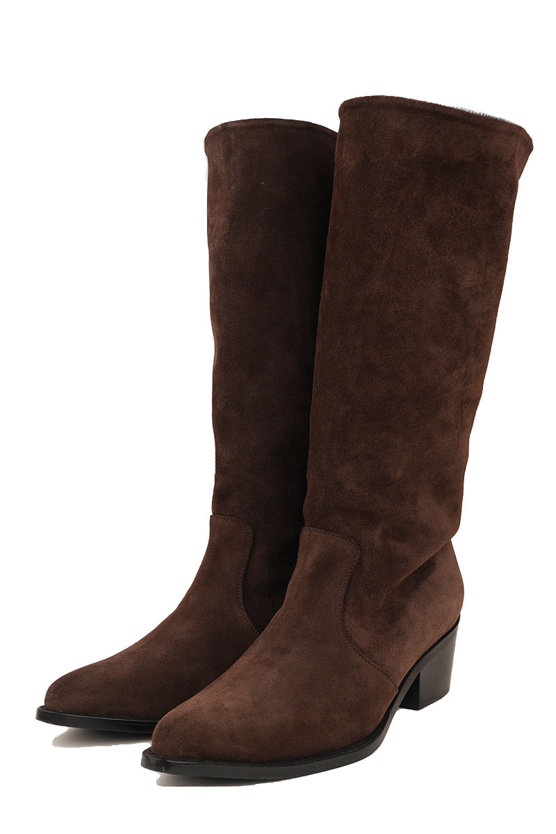 Je La Connais Bruny suede boots in chocolate, featuring ankle-high design with rounded toes and a low heel.