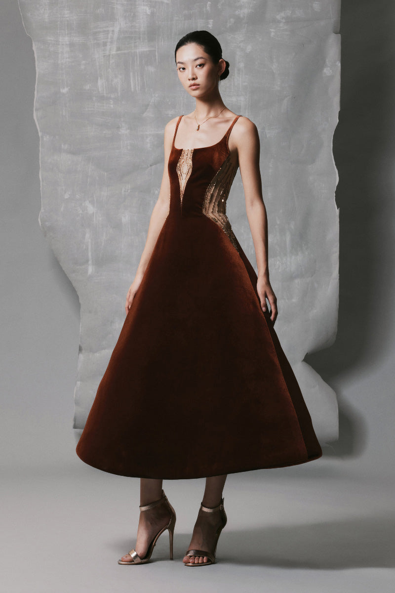 BROWN VELVET A-LINE MIDI DRESS WITH GOLD-BEADED DETAIL | CULT MIA | Phan Huy BROWN VELVET A-LINE MIDI DRESS WITH GOLD-BEADED DETAIL | CULT MIA | Phan Huy