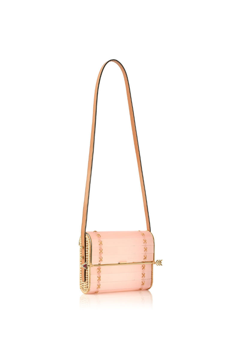 Pink Waiwai Rio Seringueira Bag shoulder bag with adjustable strap and woven texture, stylishly displayed on a plain background.