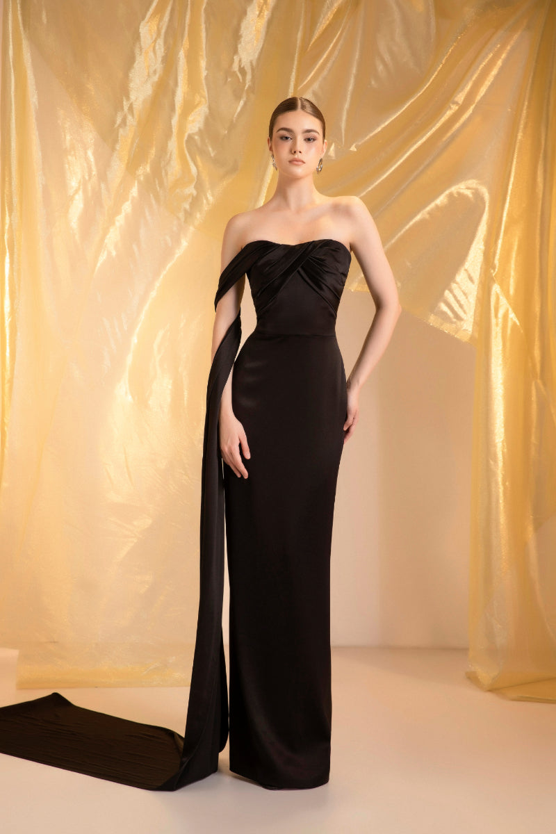 WINGED STRAPLESS GOWN - CULT MIA