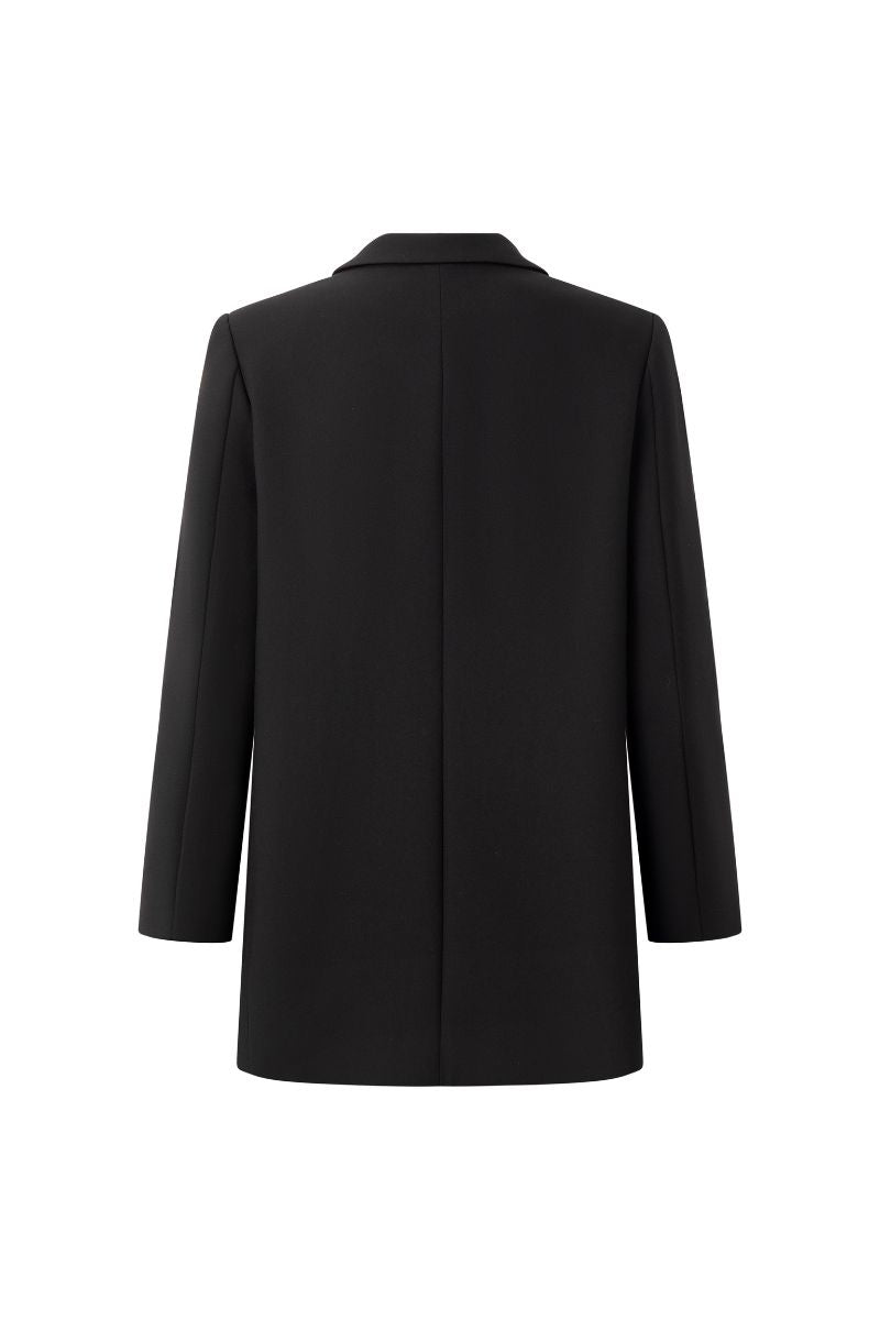 Black Ontario blazer by Arti Apparel, tailored fit, stylish lapels, and structured design for a polished professional look.