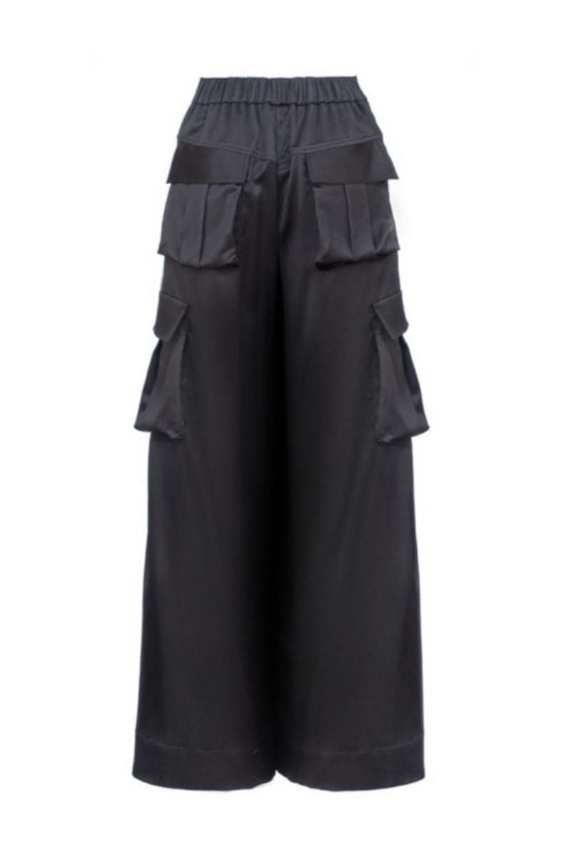 BLACK CARGO PANTS - CULT MIA