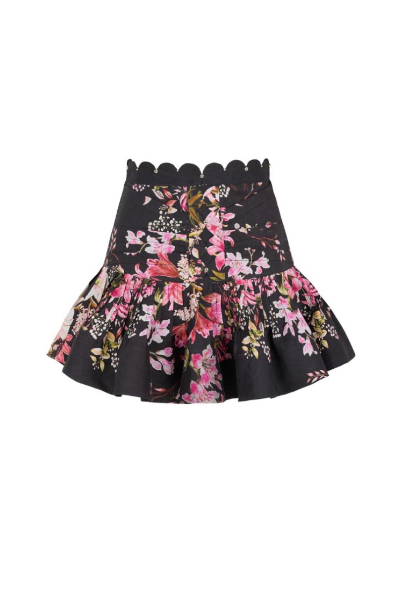 AISA Flora mini skirt in floral print, lightweight fabric, high waist, and stylish design, perfect for casual or summer wear.