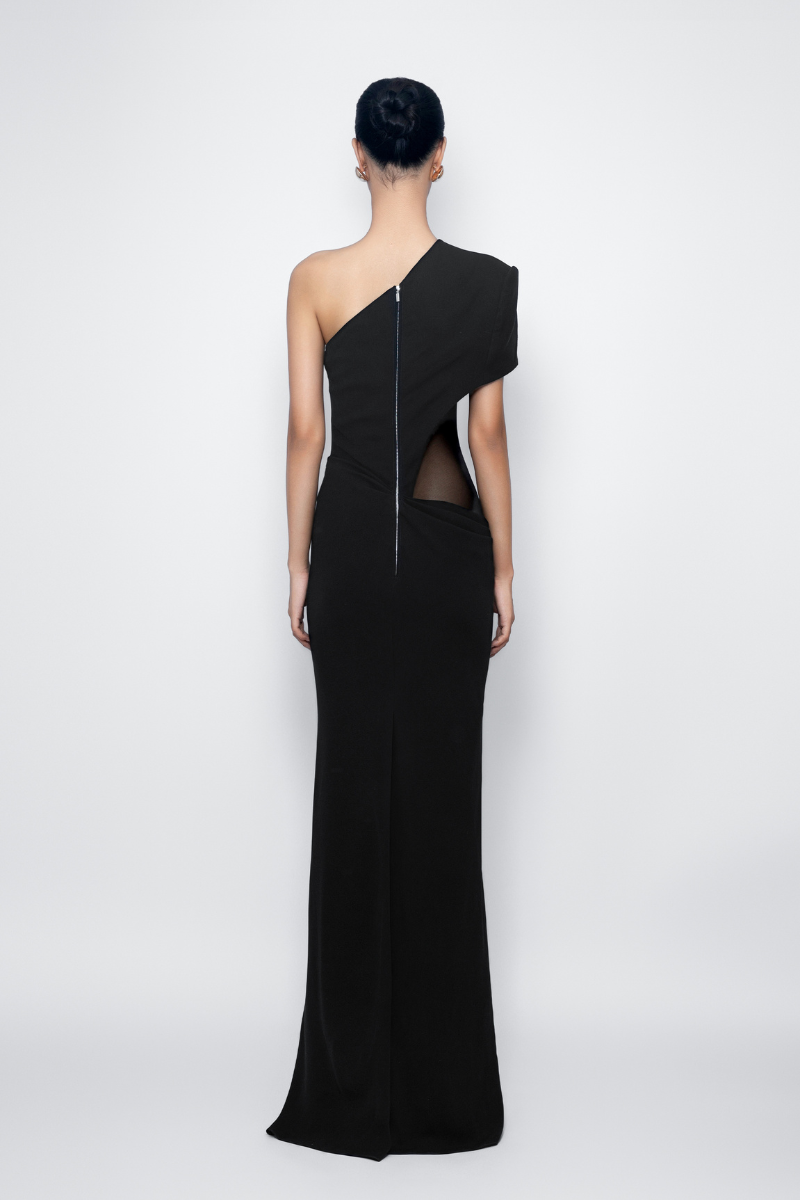CALMING NOIR GOWN IN BLACK - CULT MIA