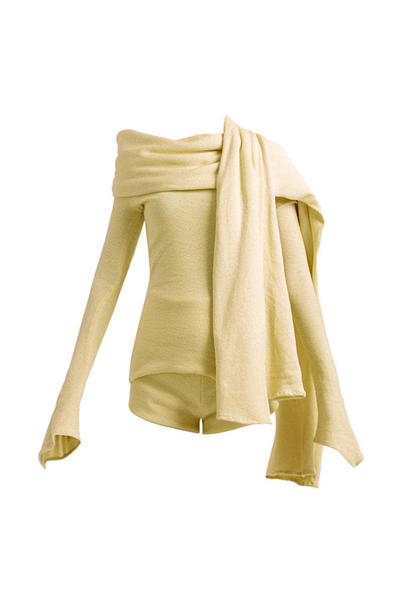 Deme By Gabriella SAKI Co-ord Set featuring a stylish matching top and bottom in a modern, trendy design.