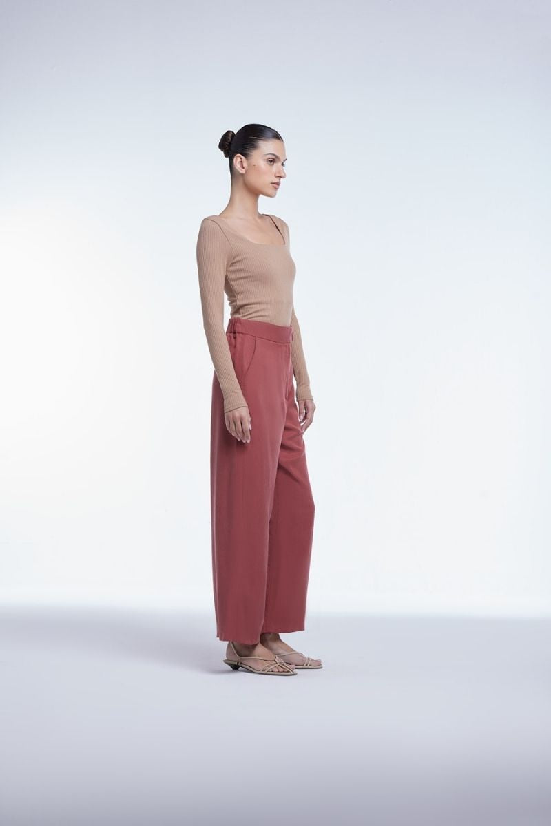 Relaxed wide-leg cropped pants by Dāl the Label, featuring a comfortable fit and stylish design, shown in a natural fabric look.