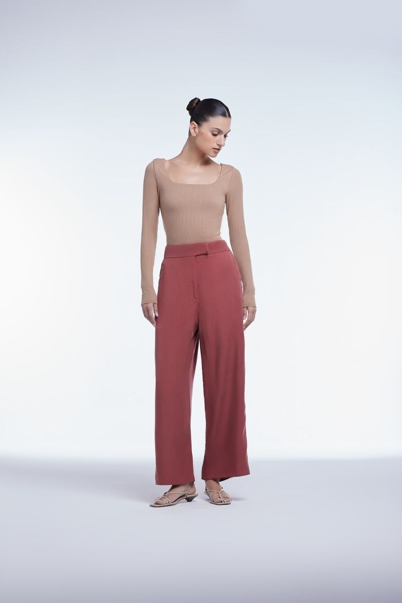 Relaxed wide-leg cropped pants by Dāl the Label, showcasing soft fabric, high waist, and loose fit style.