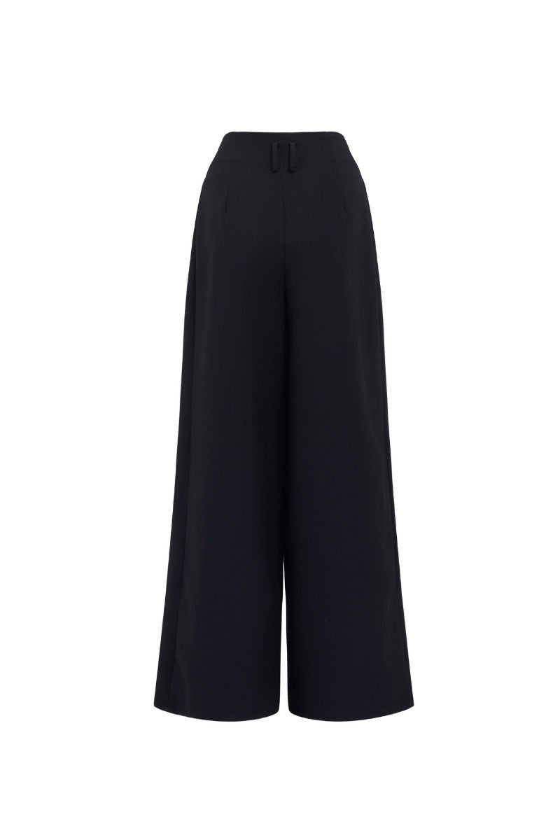 Black Arti Apparel LYN pants featuring a slim fit design with a smooth fabric finish.