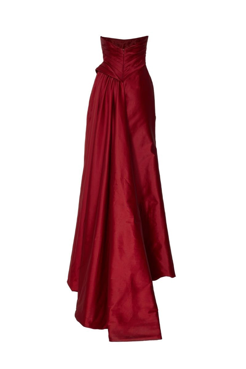 Tarık Ediz Madrona gown in wine color, elegant evening dress with flowing fabric and intricate detailing.