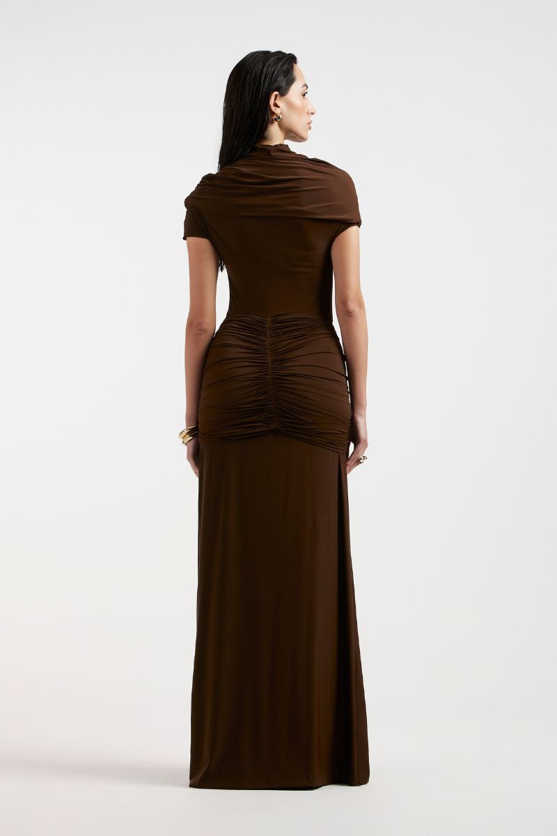 ZELIE BROWN JERSEY MAXI DRESS - CULT MIA