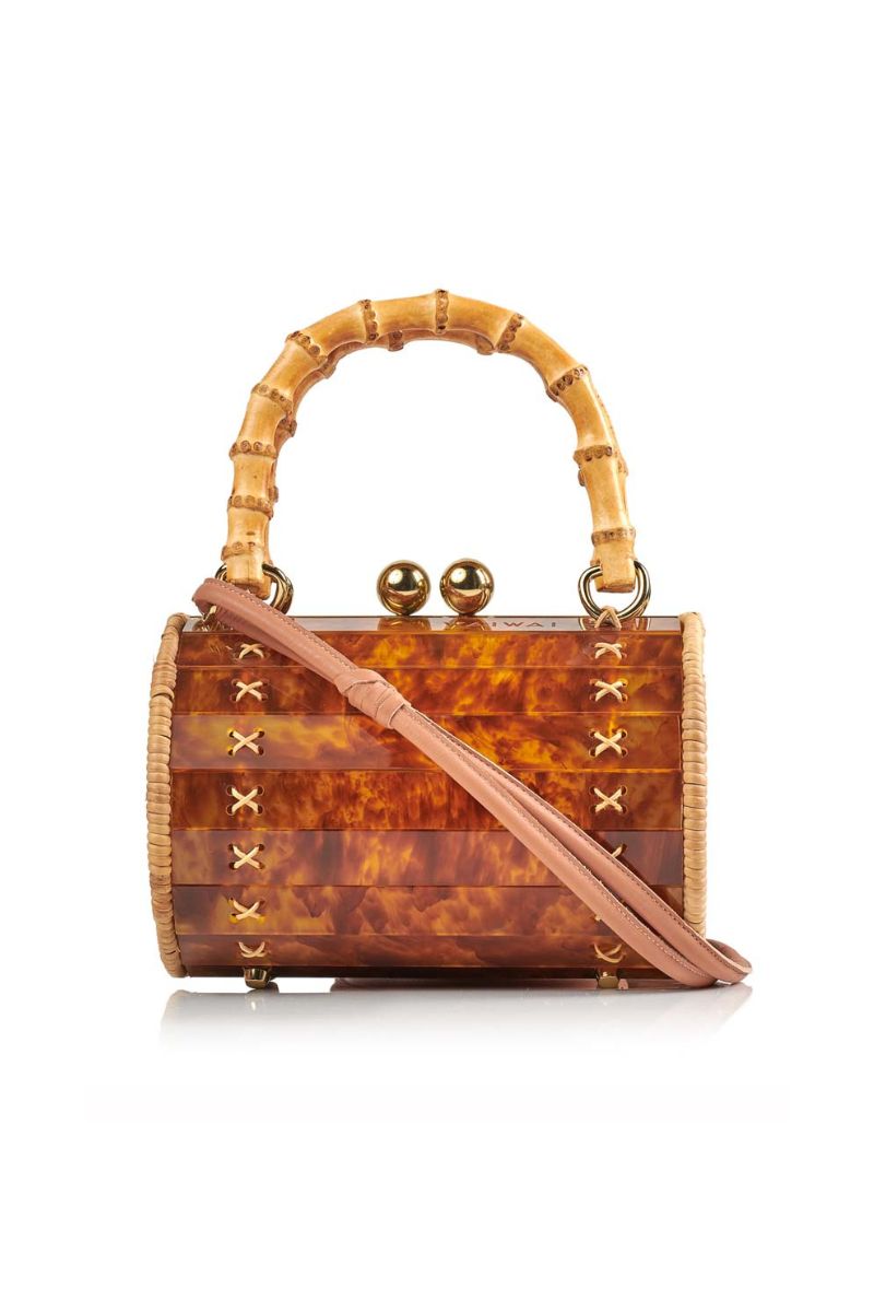 Waiwai Rio Alix Bambu Turtle top handle bag made of bamboo with turtle design, featuring a sturdy handle and eco-friendly style.