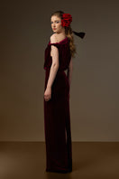 Dark pink velvet one-shoulder column gown with flow drape detail by I.H.F, featuring an asymmetric design and elegant silhouette.