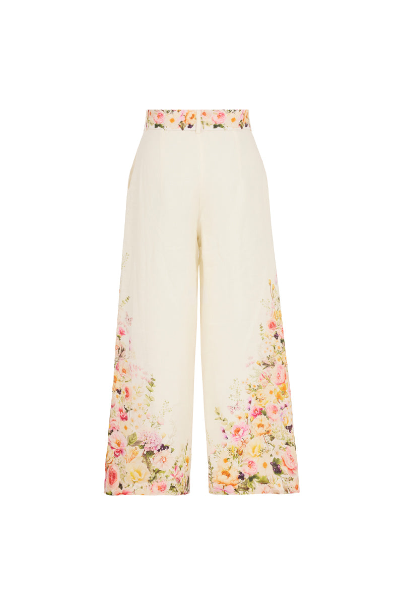 AISA Hazel pants featuring a relaxed fit, soft fabric, and stylish design, displayed on a neutral background.