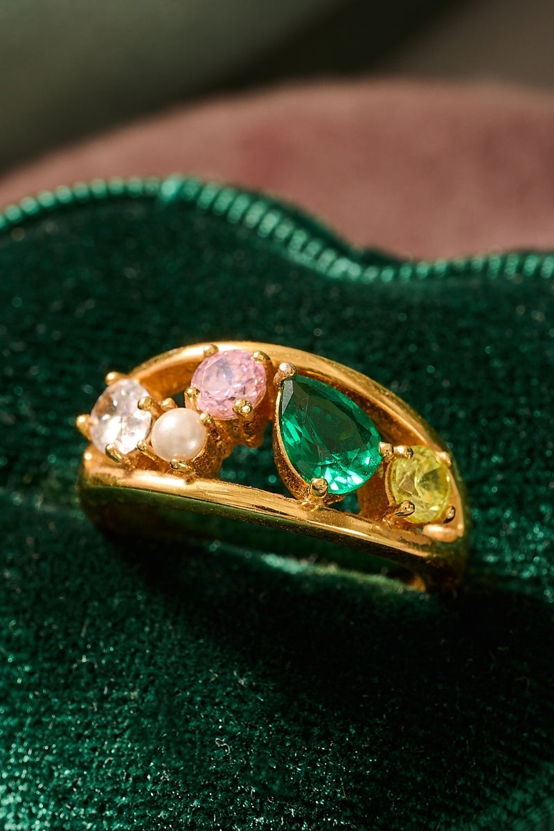 Amelia Scott Sofia cluster ring featuring flamingo and gold accents, showcasing a stylish and colorful jewelry piece.