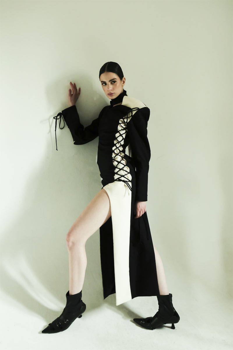 BLACK AND MILKY HIGH-NECK DRESS - CULT MIA