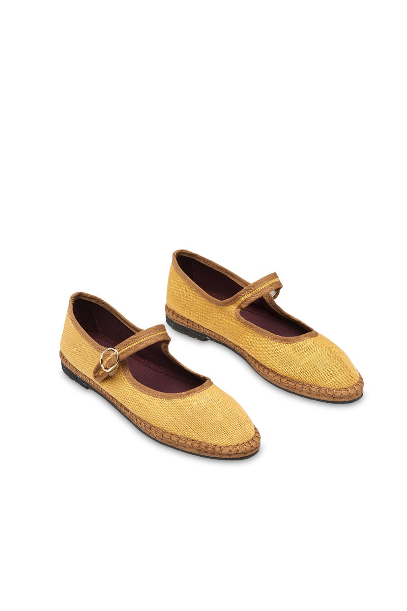 Flabelus Alessia flats in neutral beige, showcasing elegant slip-on design and soft leather material on a clean background.