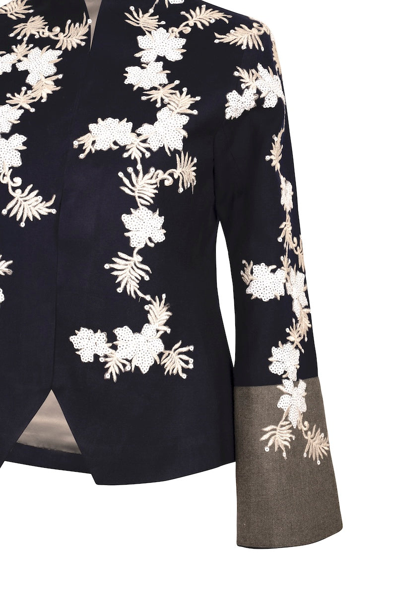Nadya Shah Alto Mare jacket front detail showing sleek design, lightweight fabric, and stylish collar for a modern look.