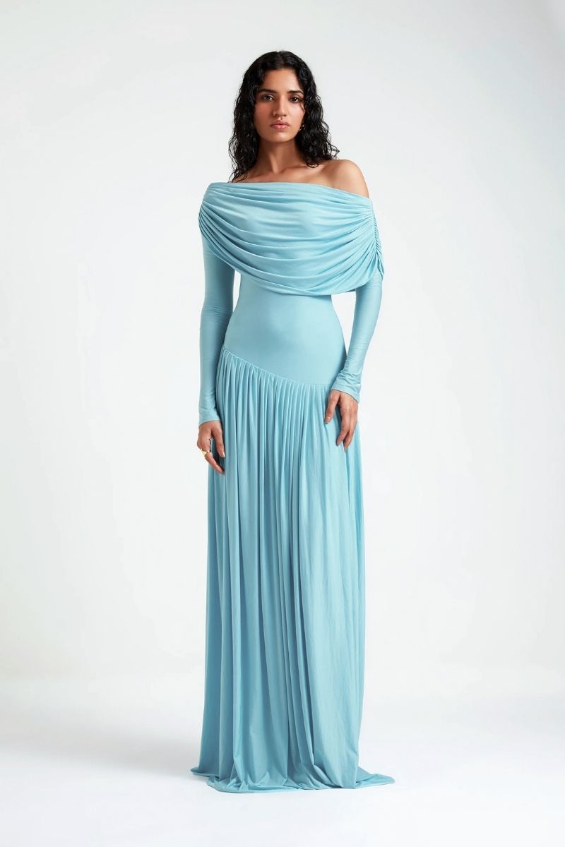 ANNIE TROPICAL BLUE GOWN | CULT MIA | Deme By Gabriella ANNIE TROPICAL BLUE GOWN | CULT MIA | Deme By Gabriella