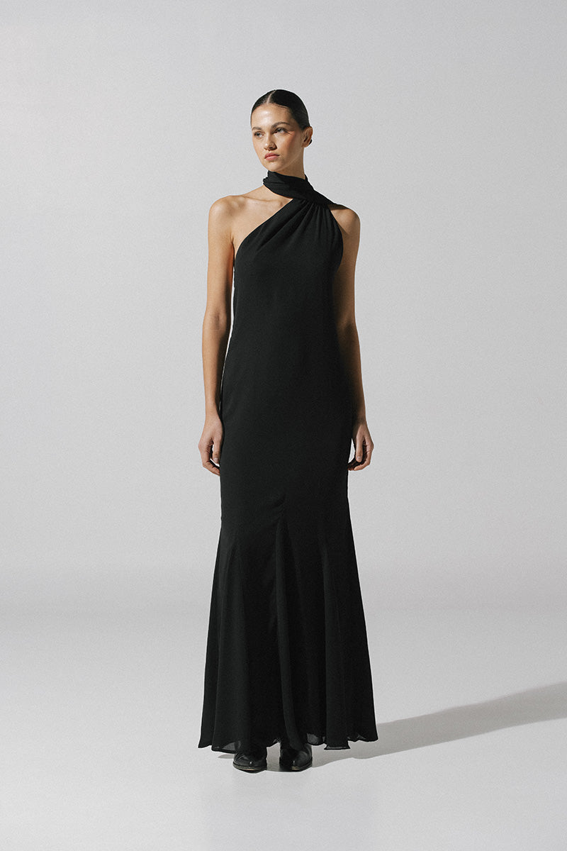 ARI MAXI DRESS IN BLACK