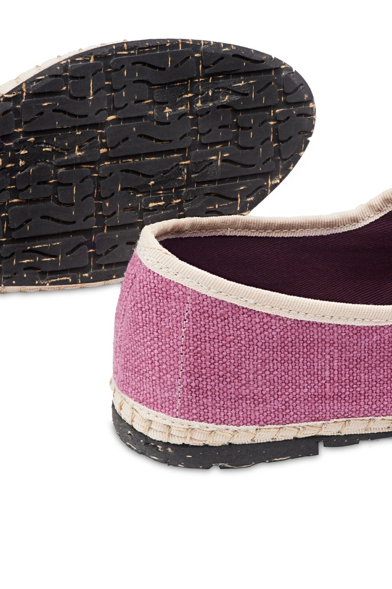 Flabelus Ariadna flats in beige with pointed toe and slip-on design, showcased on a neutral background.