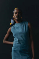 ZUT Arlington top in jean blue, casual sleeveless blouse with button details and relaxed fit, perfect for everyday wear
