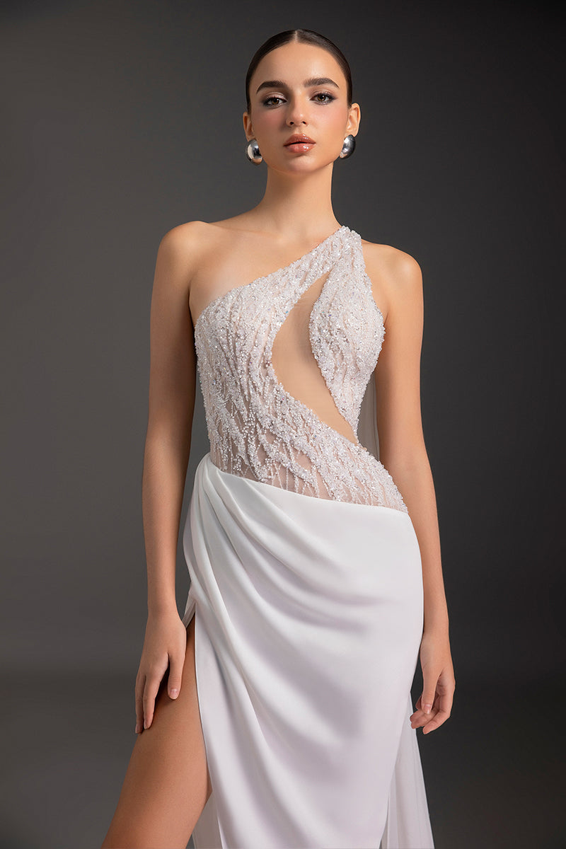 SERENE SWAN GOWN - CULT MIA