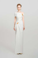 Do Long floral line maxi dress, elegant gown with vibrant floral pattern, flowing fabric, and sleeveless design.