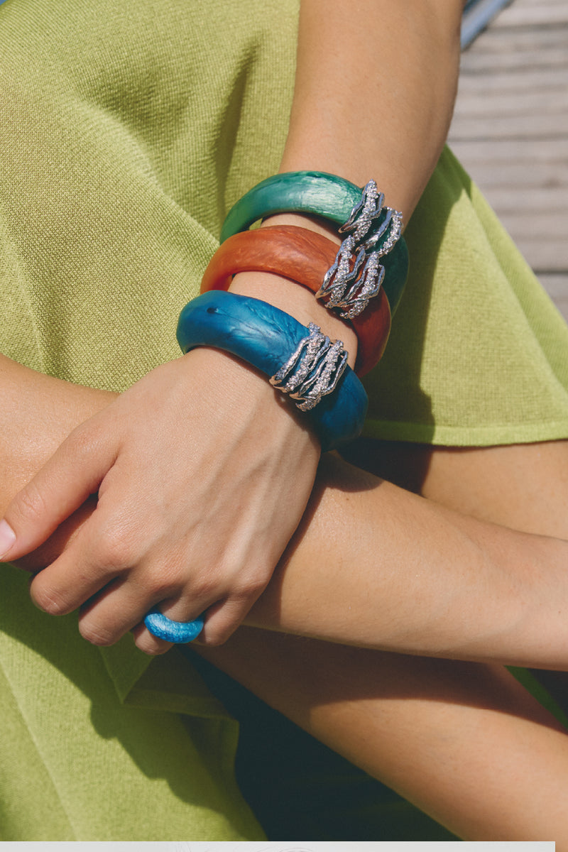 ESSENCE BLUE AND RHODIUM BRACELET - CULT MIA