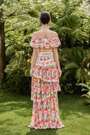 Do Long Blooming Oasis maxi dress featuring floral patterns, flowing fabric, and a flattering silhouette for elegant summer wear.