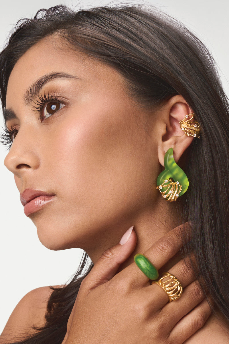 ESSENCE LIME AND GOLD EARRINGS - CULT MIA