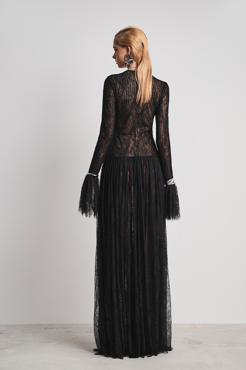 ENIGMA ROSE GOWN IN BLACK - CULT MIA