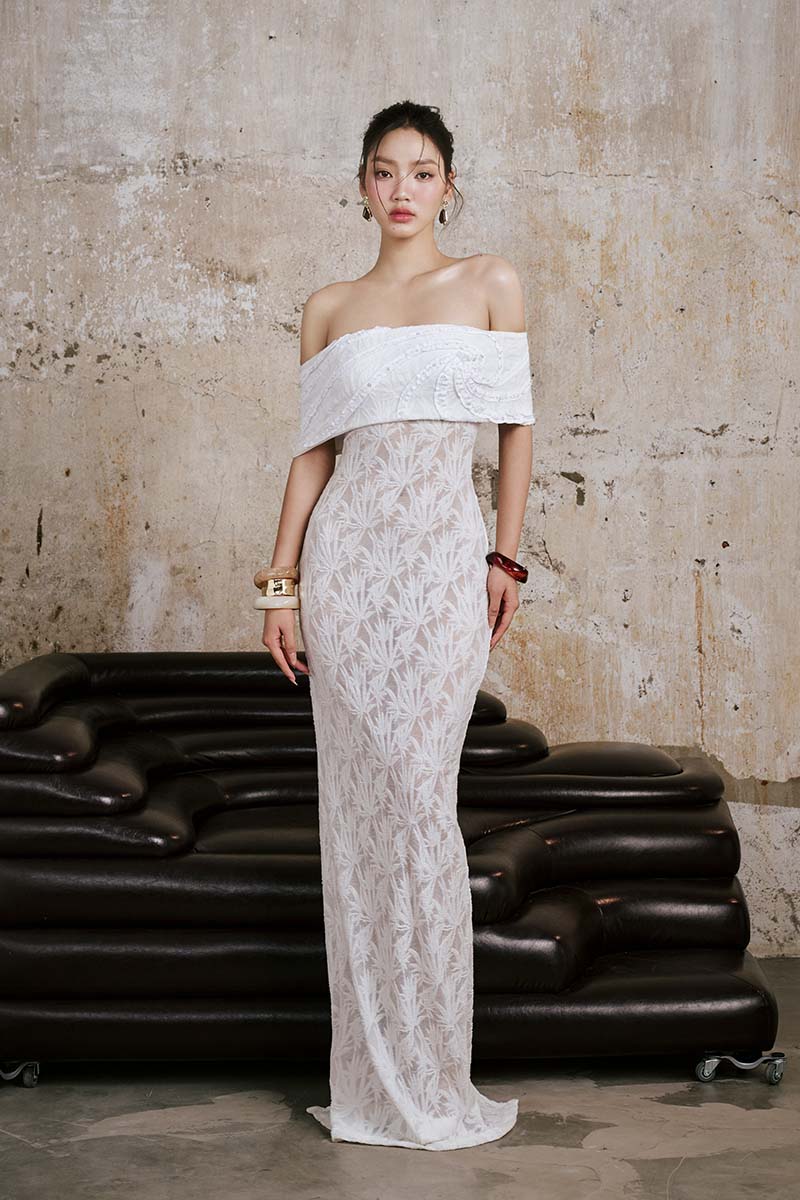 IVORY POISE MAXI DRESS