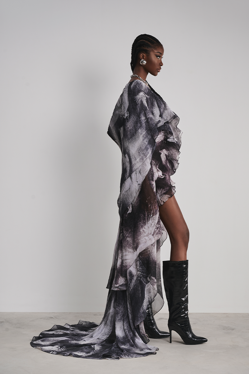 Black Le Thanh Hoa Soaring Doves maxi dress, flowy fabric with a fitted bodice and elegant full-length design.
