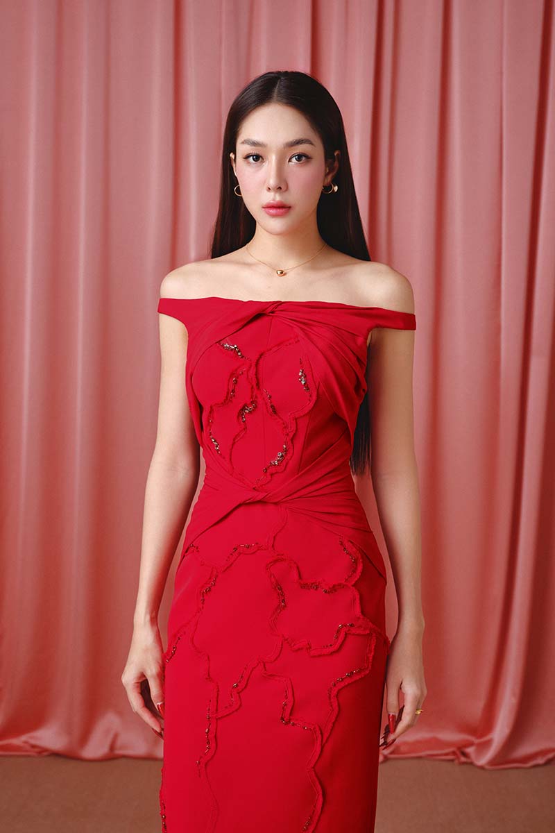 SCARLET BLOOM MIDI DRESS - CULT MIA