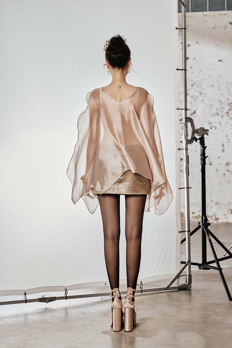 Do Long Whispered Light co-ord set featuring a matching top and pants with a relaxed fit and stylish design.