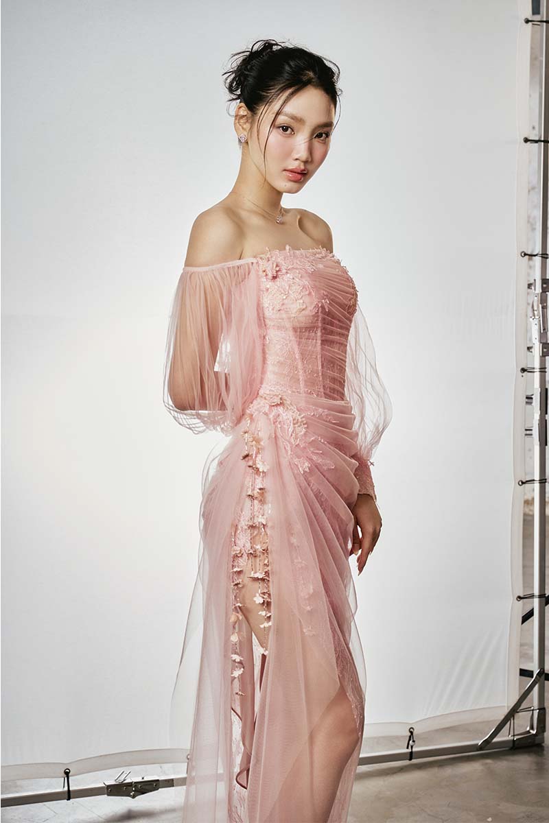 Do Long CULT MIA X DO Long Veil of Dawn gown featuring elegant fabric and intricate design, perfect for special occasions.