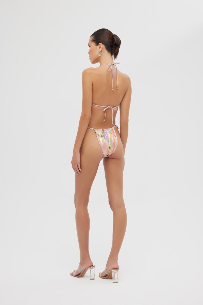 Shiny pink Aruna bikini set by Maliluha featuring a stylish bikini top and bottom with a vibrant print.