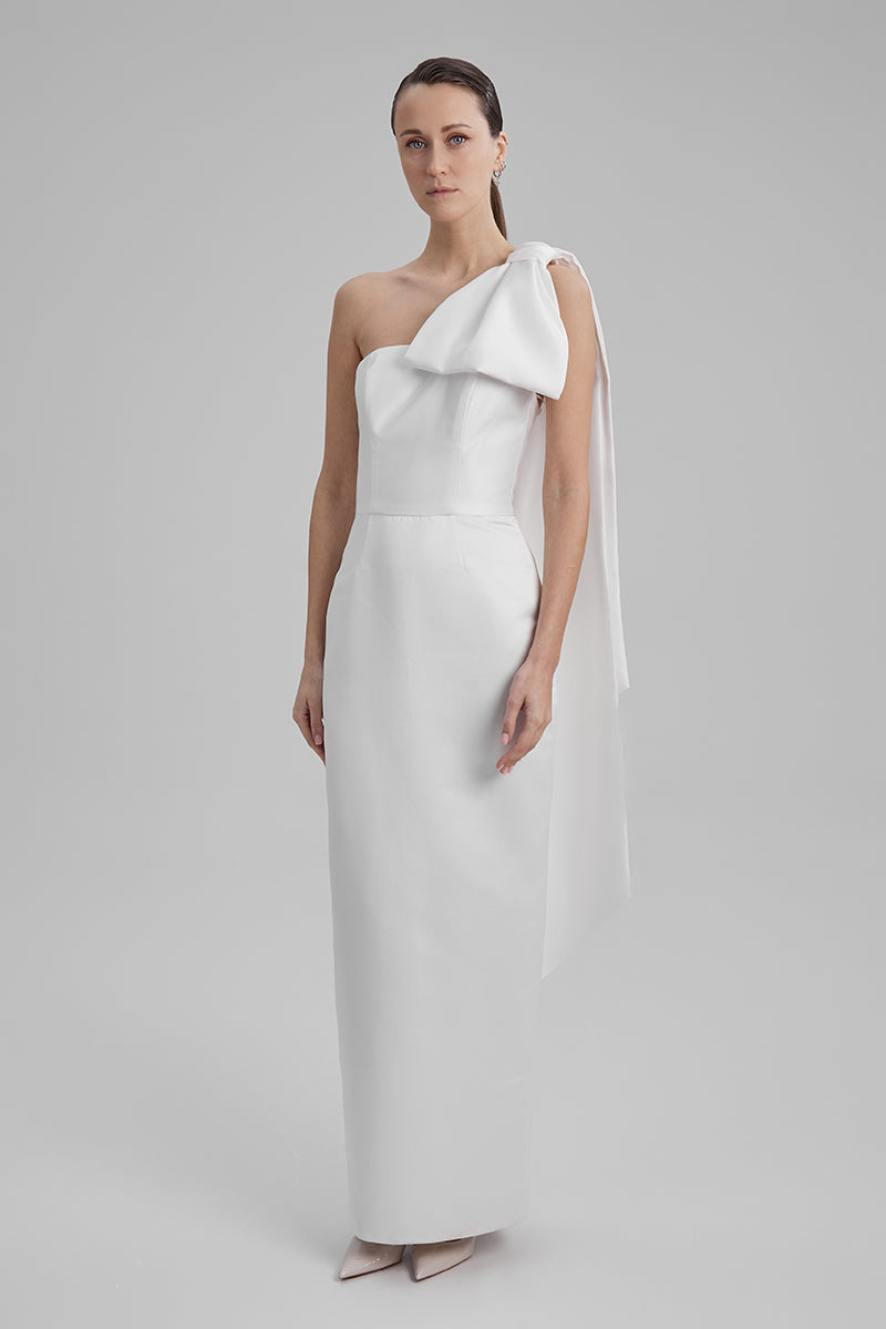 GIGI WHITE MAXI DRESS WITH CAPE BOW - CULT MIA