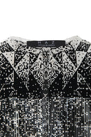 Beaded shoulder pads body jewelry by MAZ Manuela Álvarez, featuring intricate beadwork on stylish shoulder accessories.