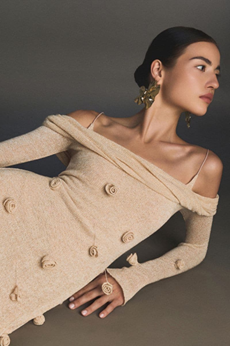 BEIGE OFF-SHOULDER FLORAL DRESS Beige XS