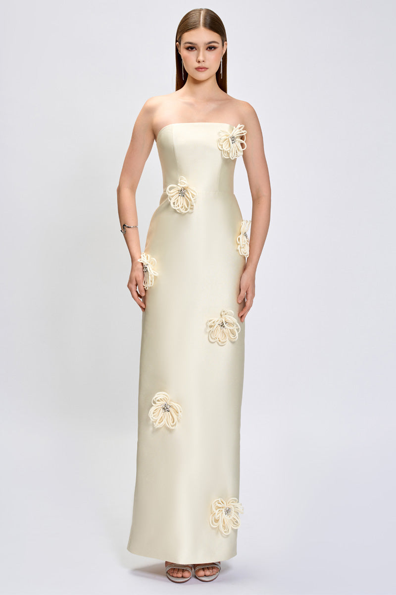 KEZIA 3D FLORAL MAXI DRESS IN CREAM