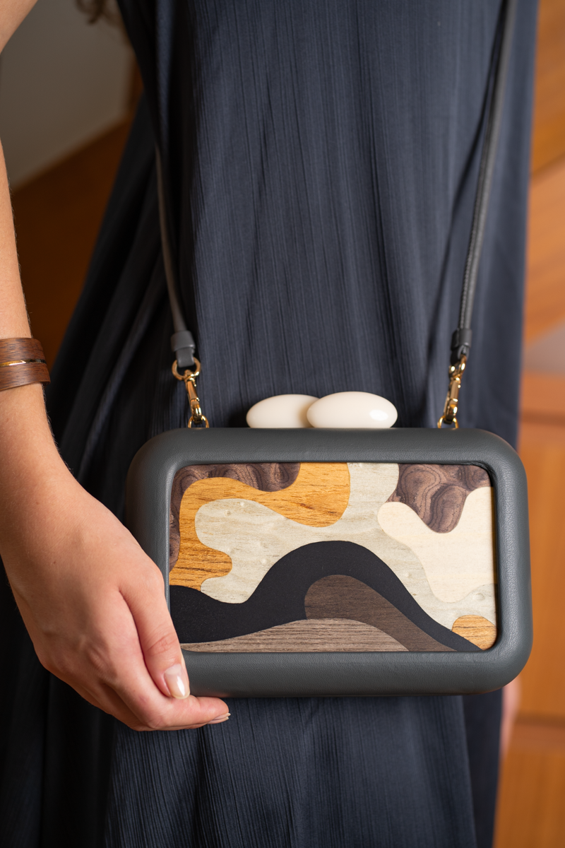 SIMETRIS BURLE
MARX GREY CLUTCH - CULT MIA