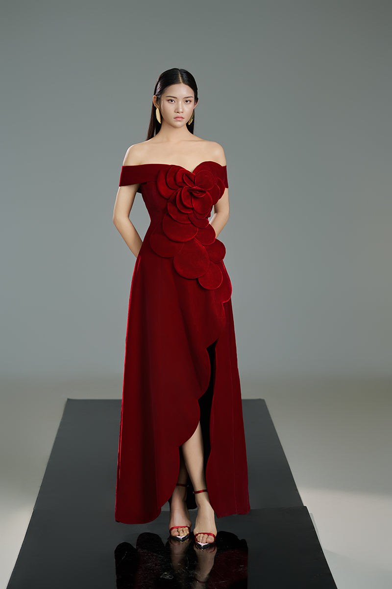 HAPPY CLOTHING OFF-SHOULDER VELVET PETAL MAXI DRESS IN RED HAPPY CLOTHING OFF-SHOULDER VELVET PETAL MAXI DRESS IN RED