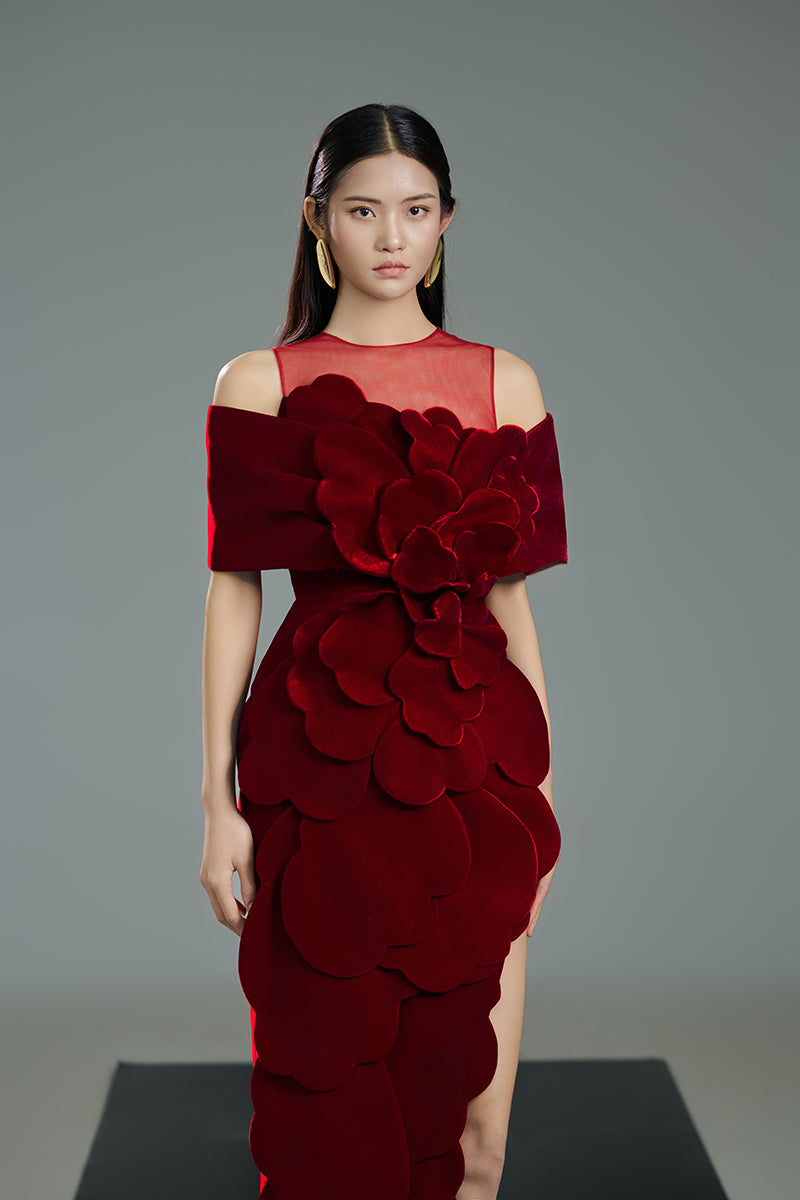 RED ROSE VELVET MAXI DRESS IN RED - CULT MIA