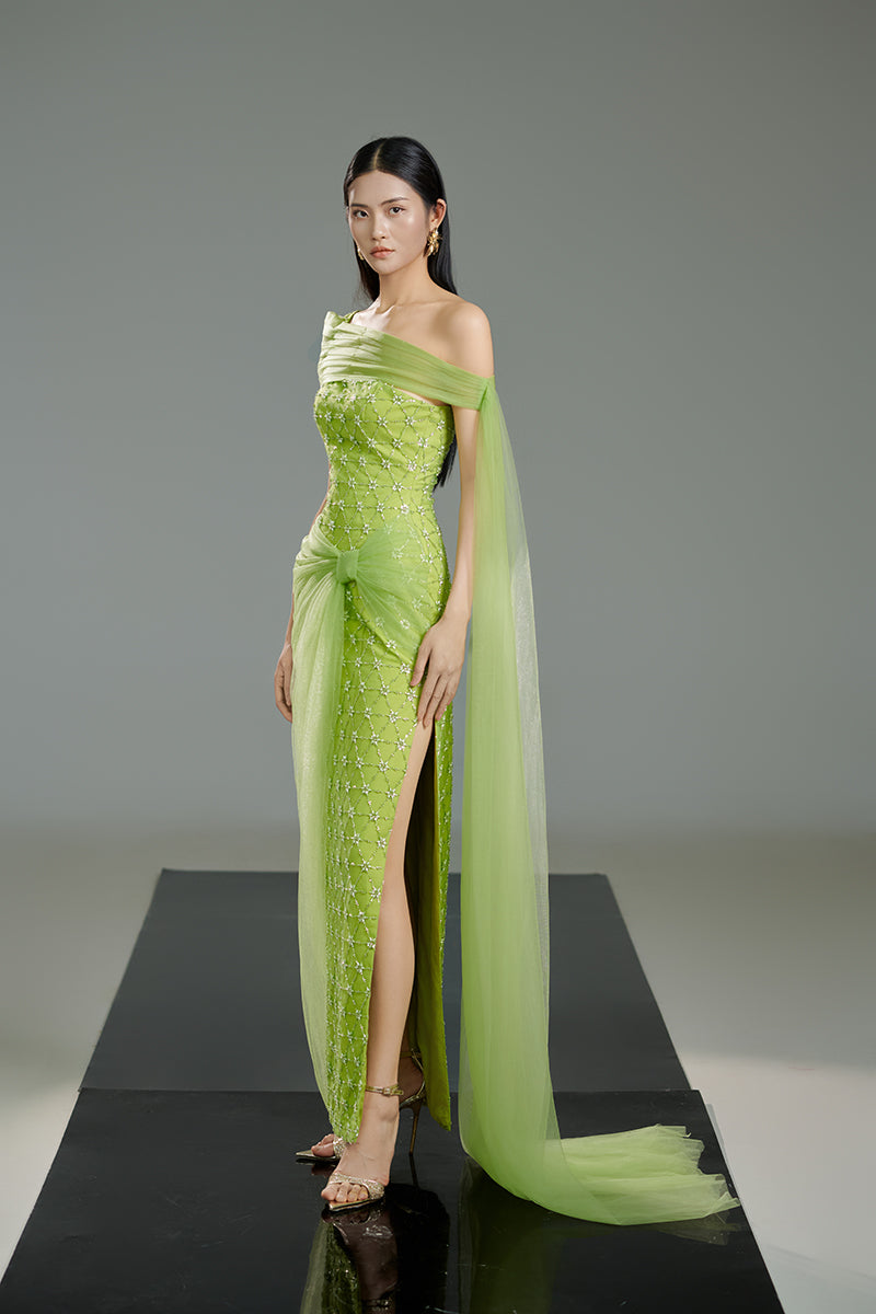 LIGHT GREEN CRYSTAL MAXI DRESS IN GREEN - CULT MIA