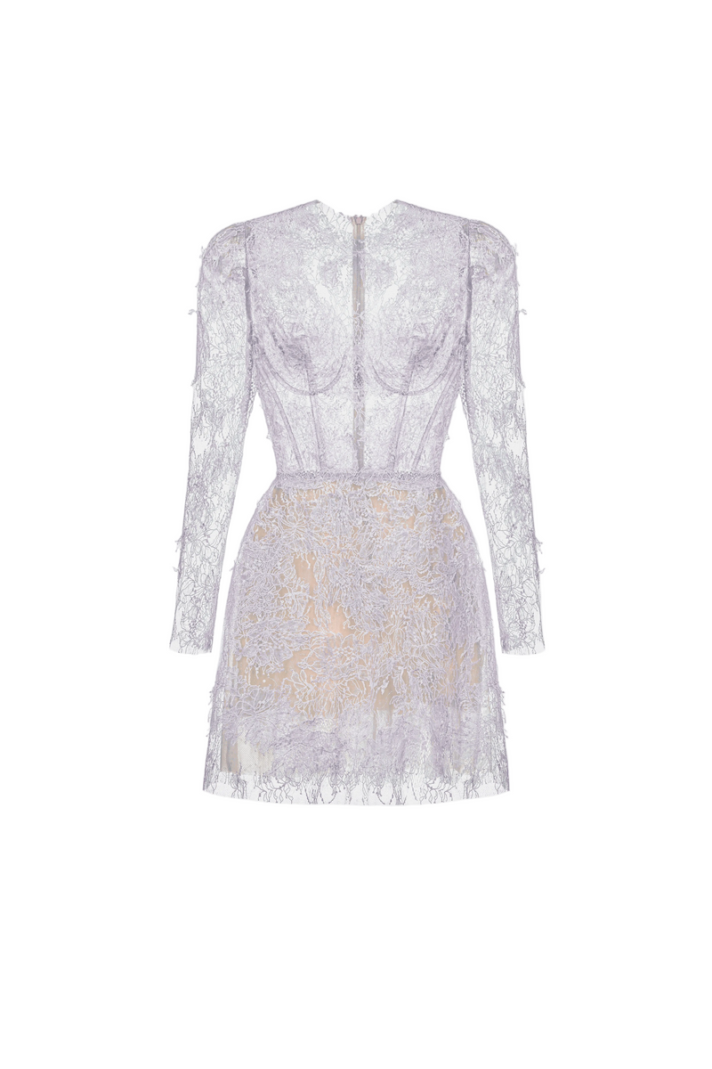 فستان قصير من الدانتيل المزين بالخرز باللون البنفسجي الفاتح