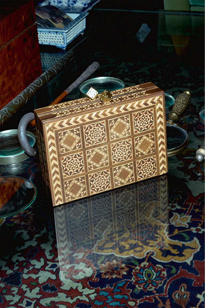 BACKGAMMON CLUTCH